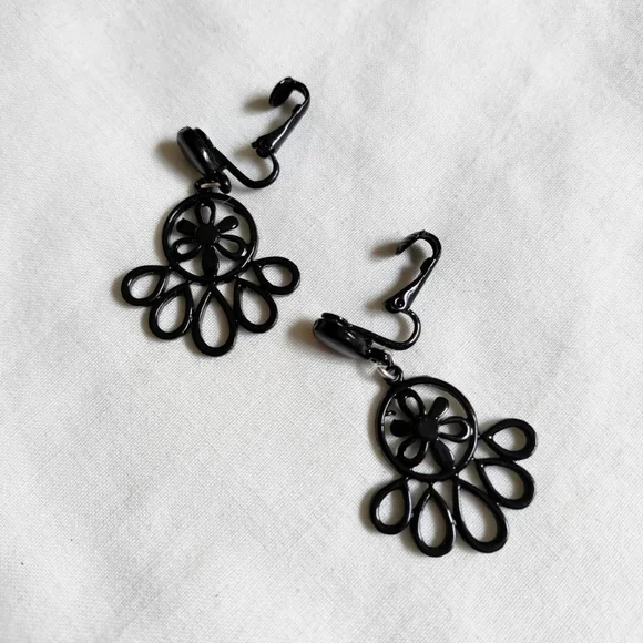 90s Vintage Earrings - Picture 3 of 4